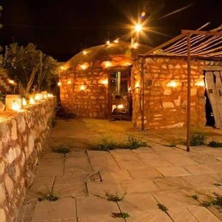 Guest House Attallah Wadi Musa Exterior photo