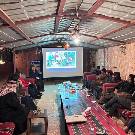 Guest House Attallah Wadi Musa Exterior photo