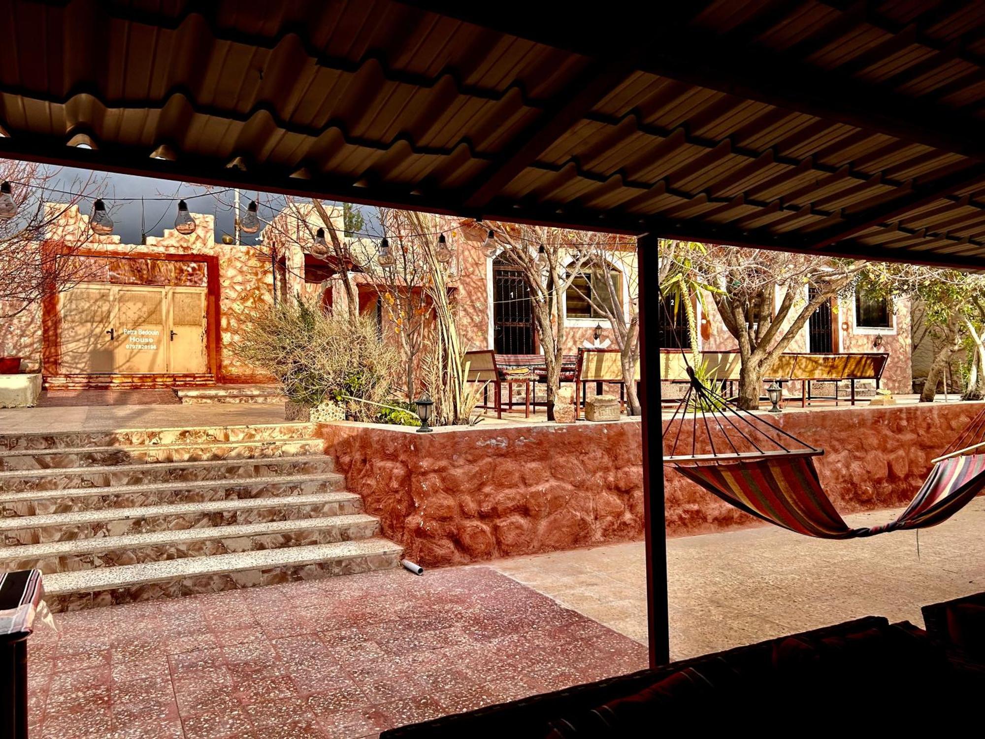 Guest House Attallah Wadi Musa Exterior photo